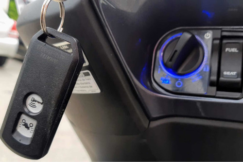 Honda Pcx 150 Abs Ano 2021 3500km Já Emplacada Financiamos
