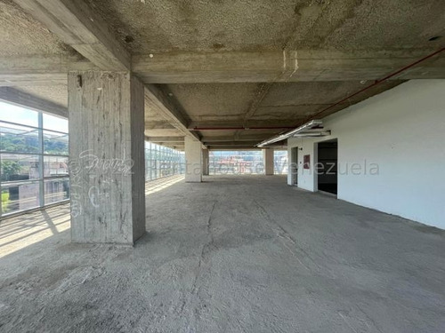 Imagen 4 de 9 de Oficina En Alquiler Urb. Las Mercedes # 23-10164