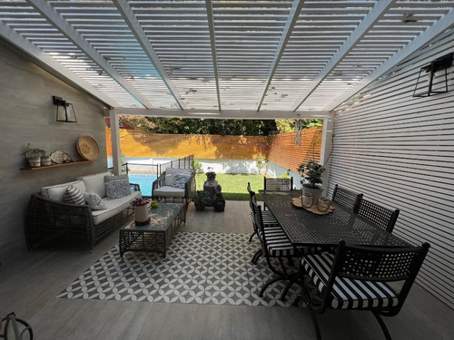 Imagen 2 de 26 de Linda Casa, San Miguel Arcangel, Estoril Las Condes.