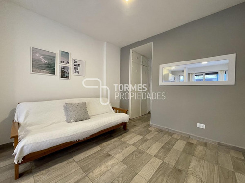 Imagen 25 de 30 de Tour Virtual Departamento En Venta 1 Ambiente Con Balcón A Metros De Plaza Colón - Mar Del Plata