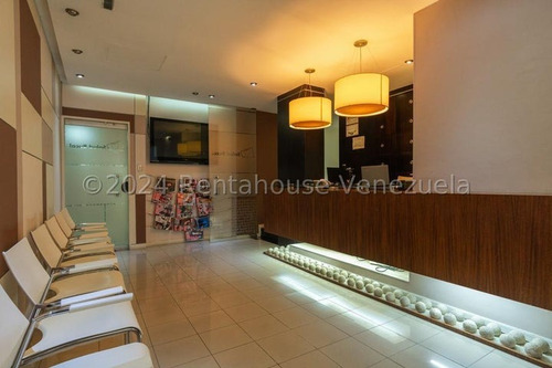 Se Alquila Local En Santa Paula