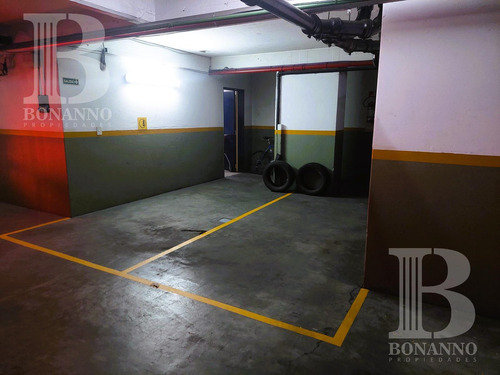 Venta Departamento Piso Seis Amb Con Dep Y 4 Coch En Recoleta