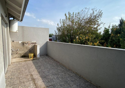 Departamento En Venta - 2 Dormitorios 1 Baño - Villa Santos Tesei