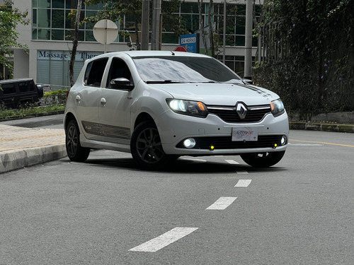 Renault Sandero Polar