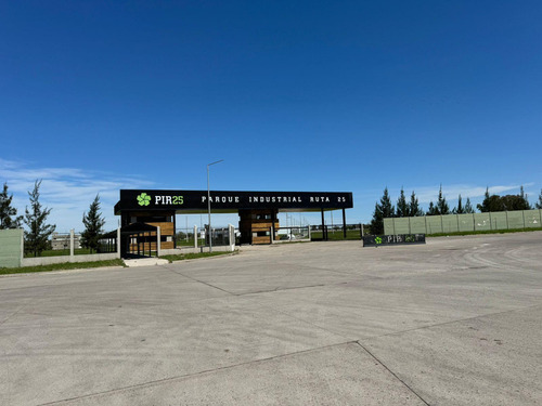 Fracción 2.400 M² En Parque Industrial R 25 - La Reja