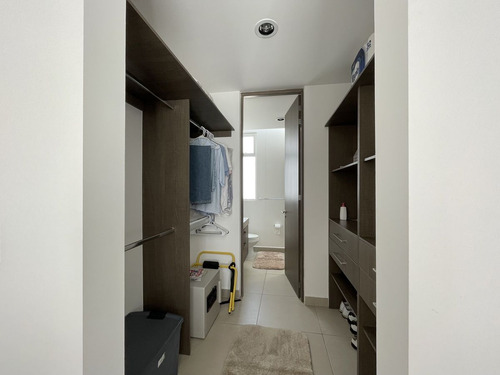 Excelente Casa En Venta El Refugio, Querétaro.