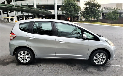 Imagen 3 de 15 de Honda Fit 2013 Lx Automatico