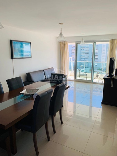 Imagen 20 de 28 de Venta De Hermoso Apartamento A Metros Del Mar
