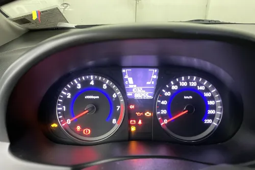 Hyundai Accent I25 Gl Mt 1.6