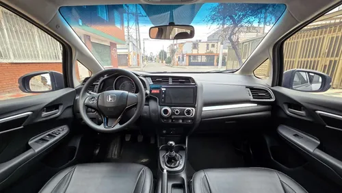 Honda WR-V LX 1.5 MT
