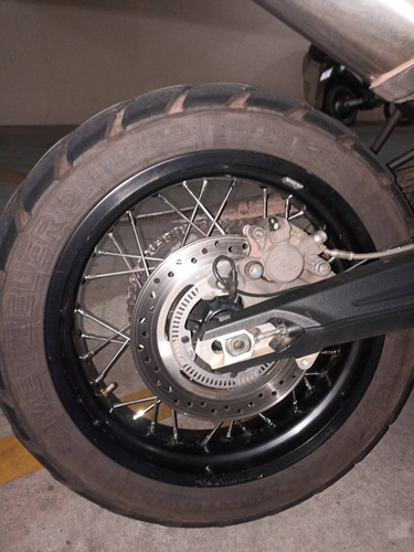 Triumph Tiger 800 Xcx