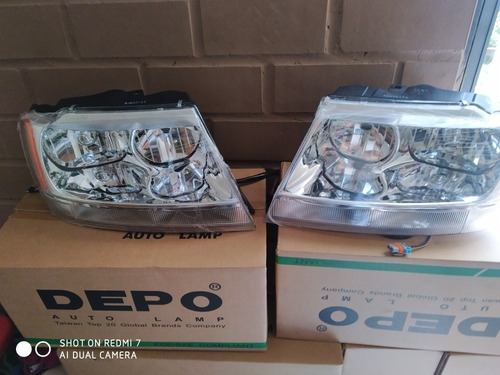 Faros Jeep Grand Cherokee Límite 1999 2000 2001 2002 2003 04