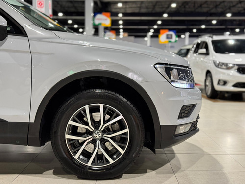 Volkswagen Tiguan 1.4 250 TSI TOTAL FLEX ALLSPACE TIPTRONIC