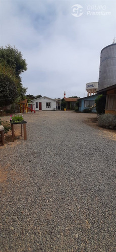 Casa Y Cabañas En Venta De 10 Dorm. Y 10 Estac. En Quintero