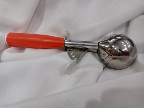 Imagen 2 de 4 de Cuchara / Bochero P/ Helado Para Zurdos 80 Gr.