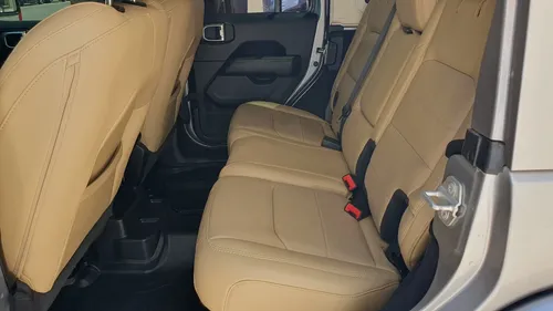 Jeep Wrangler 3.7 Unlimited Sahara 3.6 4x4 At