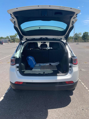 Imagen 21 de 22 de Jeep Compass 2019 2.4 Longitude Plus