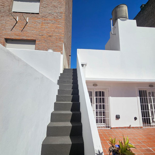 Casa En Planta Alta Con Cochera