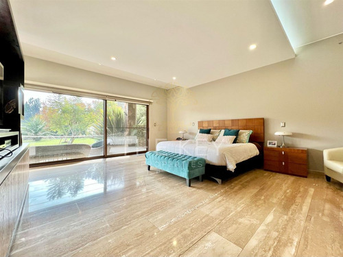 Casa En Arriendo De 7 Dorm. En Padre Hurtado