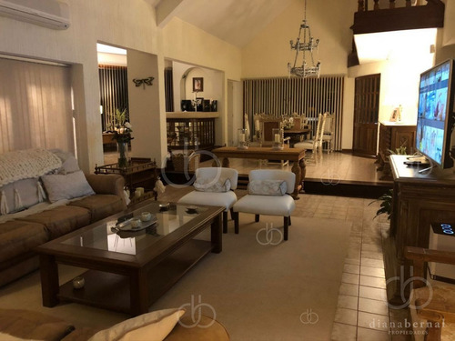 Imagen 4 de 23 de Punta Del Este, Chalet En Lugano.