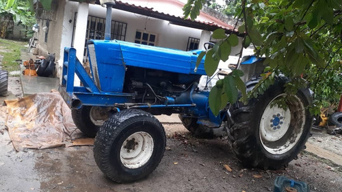 Tractor Ford 