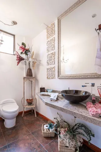 Casa En Venta En El Tejar. Cod V8390