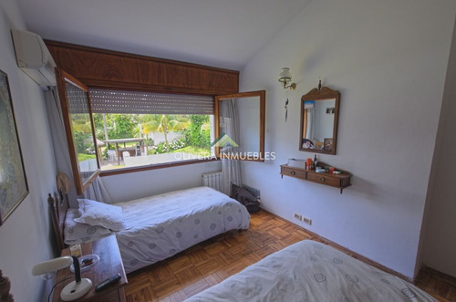Imagen 17 de 30 de Casa 4 Dormitorios Mansa Con Piscina En Alquiler