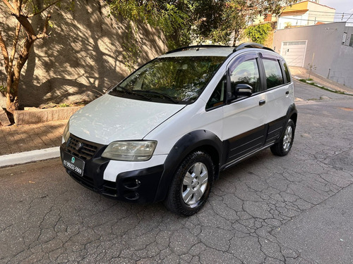 Fiat Idea 1.8 Adventure Locker Flex 5p