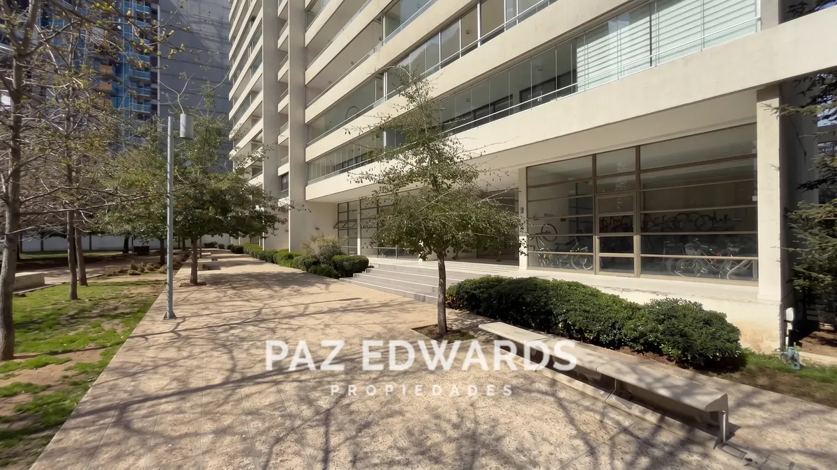 Moderno Edificio A Pasos De Parque Arauco | 2d + 1b