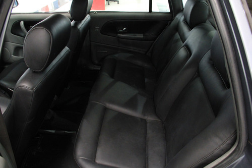 Volkswagen Santana 2.0 Mi Comfortline 8v Gasolina 4p Manual