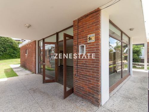 Casa De 3 Dormitorios A 250m De Playa Mansa, Punta Del Este