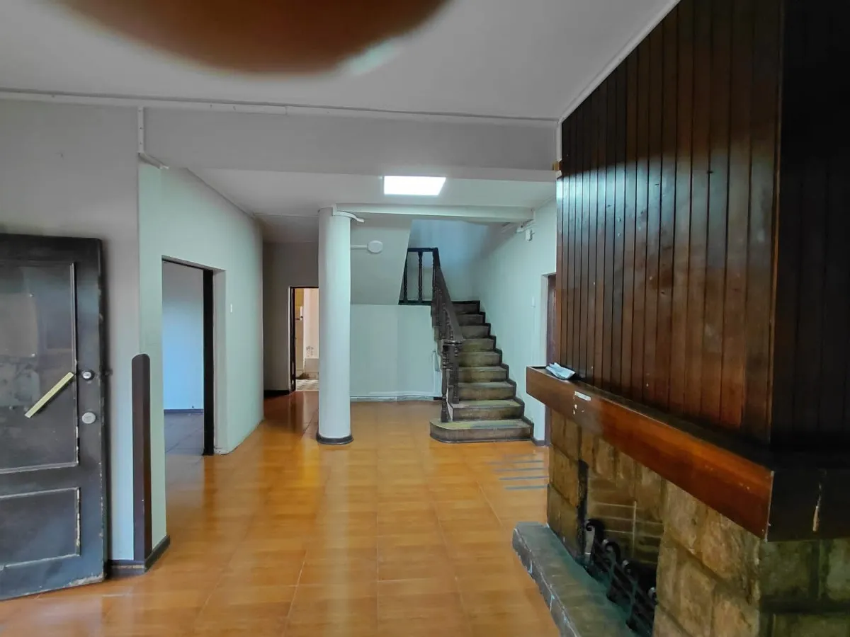 Imagen 2 de 28 de Arrienda Dueña - Casa Comercial - 65 Uf - Para Remodelación