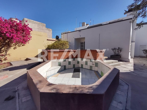 Imagen 26 de 30 de Casa Comercial En Renta Usos Múltiples - (2)