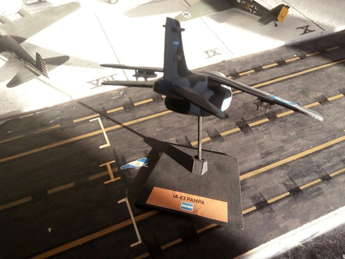 Avion De Combate. Juguetes Prix. I A-63 Pampa