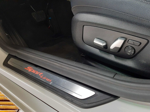 Imagen 9 de 9 de Bmw 530ia Sportline 2017
