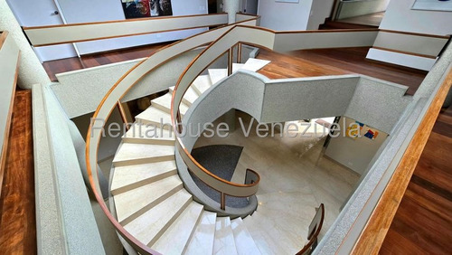 Hermosa Casa En Venta En Los Chorros Consultar Precio 25-19612 Cs