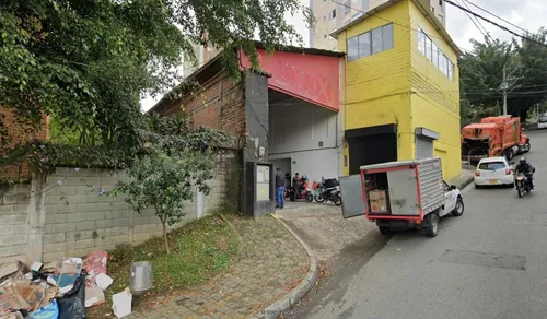 Bodega En Venta En El Tesoro. Cod V11291