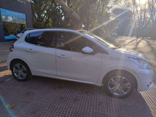 Peugeot 208 1.6 Feline Pack Cuir