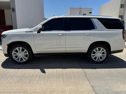 Chevrolet Tahoe 6.2 High Country 4X4 At