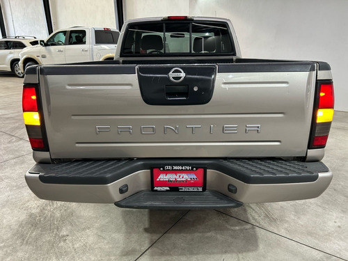 Nissan Frontier King Cab Xe 5vel 4x2 Mt