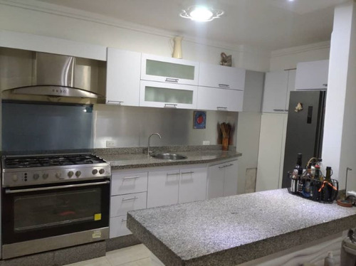 W.v.sky Group Atenea Vende Apartamento En Callejon Prebol