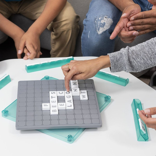 Upwords Palabras Pa Arriba Spin Master Juego De Mesa