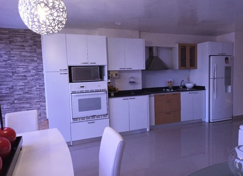 Imagen 6 de 12 de Bello Apartamento Cerca Del Mar