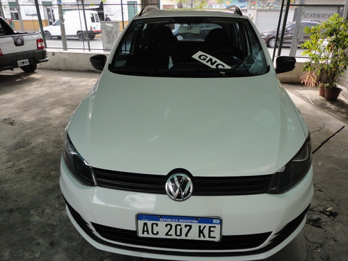 Imagen 3 de 11 de Volkswagen Suran 1.6 Confortline2017