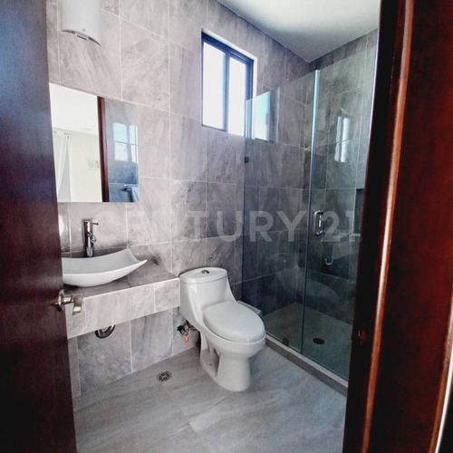 Casa En Venta Con Jardín Y Alberca En Atlixco, Puebla.