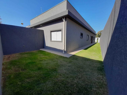 Imagem 2 de 14 de Casa Térrea No Jd Do Lago
