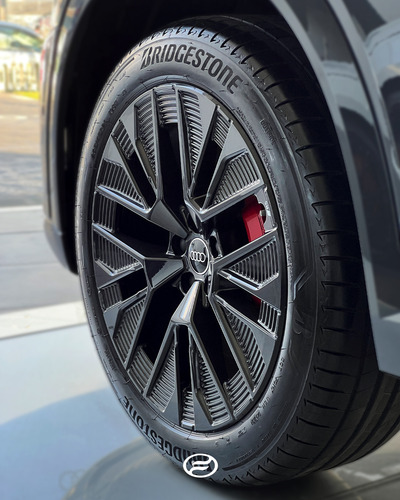 Audi Q8 Sportback E-Tron 0.0 55 E-Tron S-Line Quattro