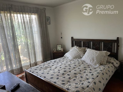 Acogedora Casa En Venta En Ñuñoa