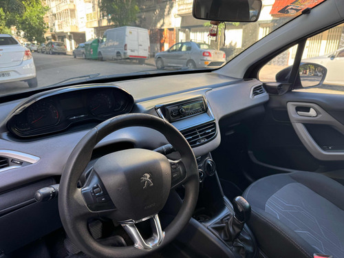 Peugeot 208 1.5 Active