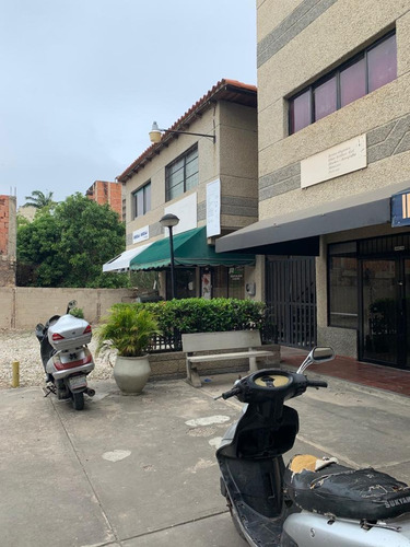 Imagen 8 de 12 de Se Vende Edificio Comercial En Porlamar, Margarita Ve02-073ne-co